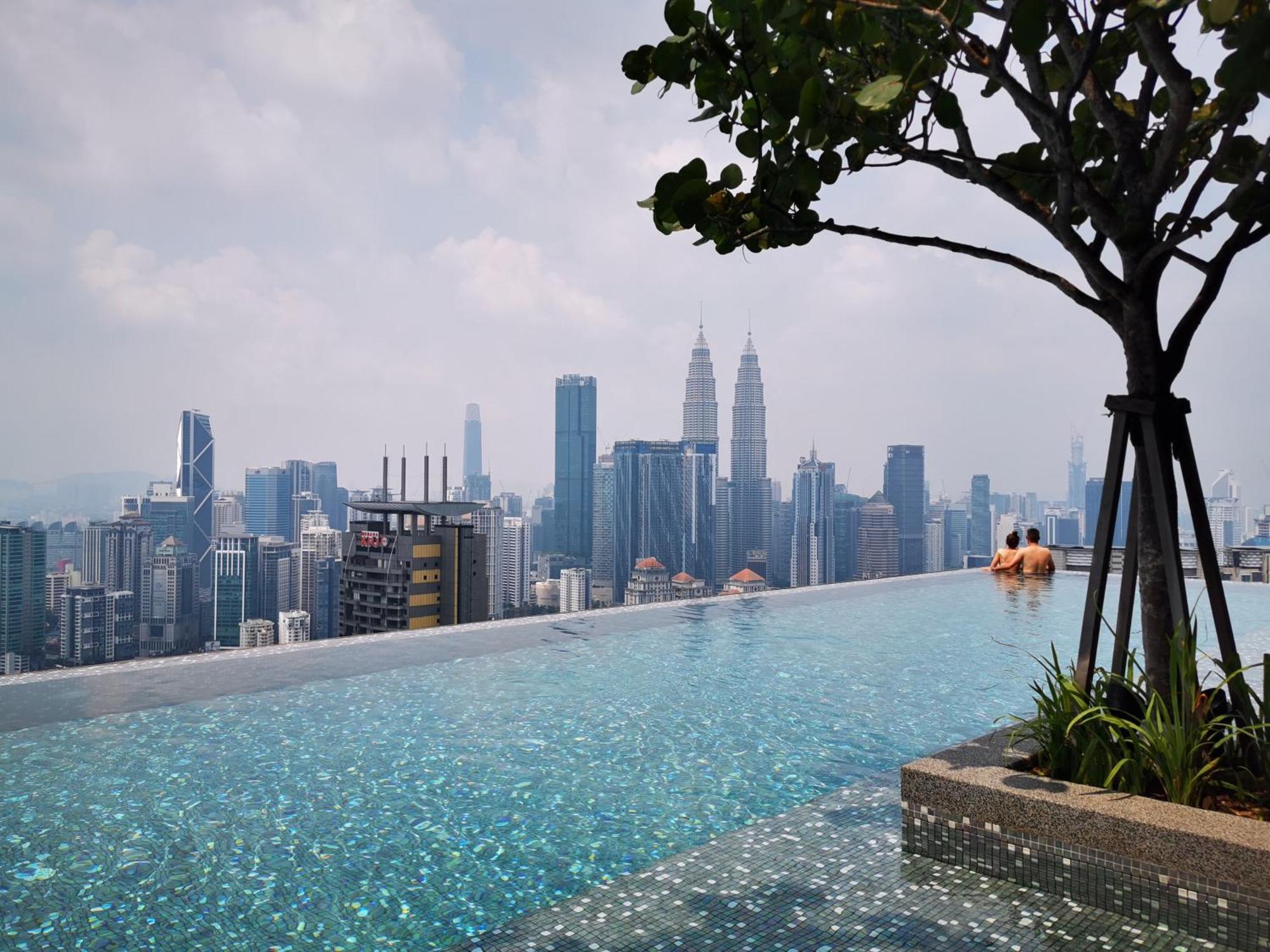 Expressionz Designer Suites Host By Aurora Premium Stay Куала-Лумпур Экстерьер фото