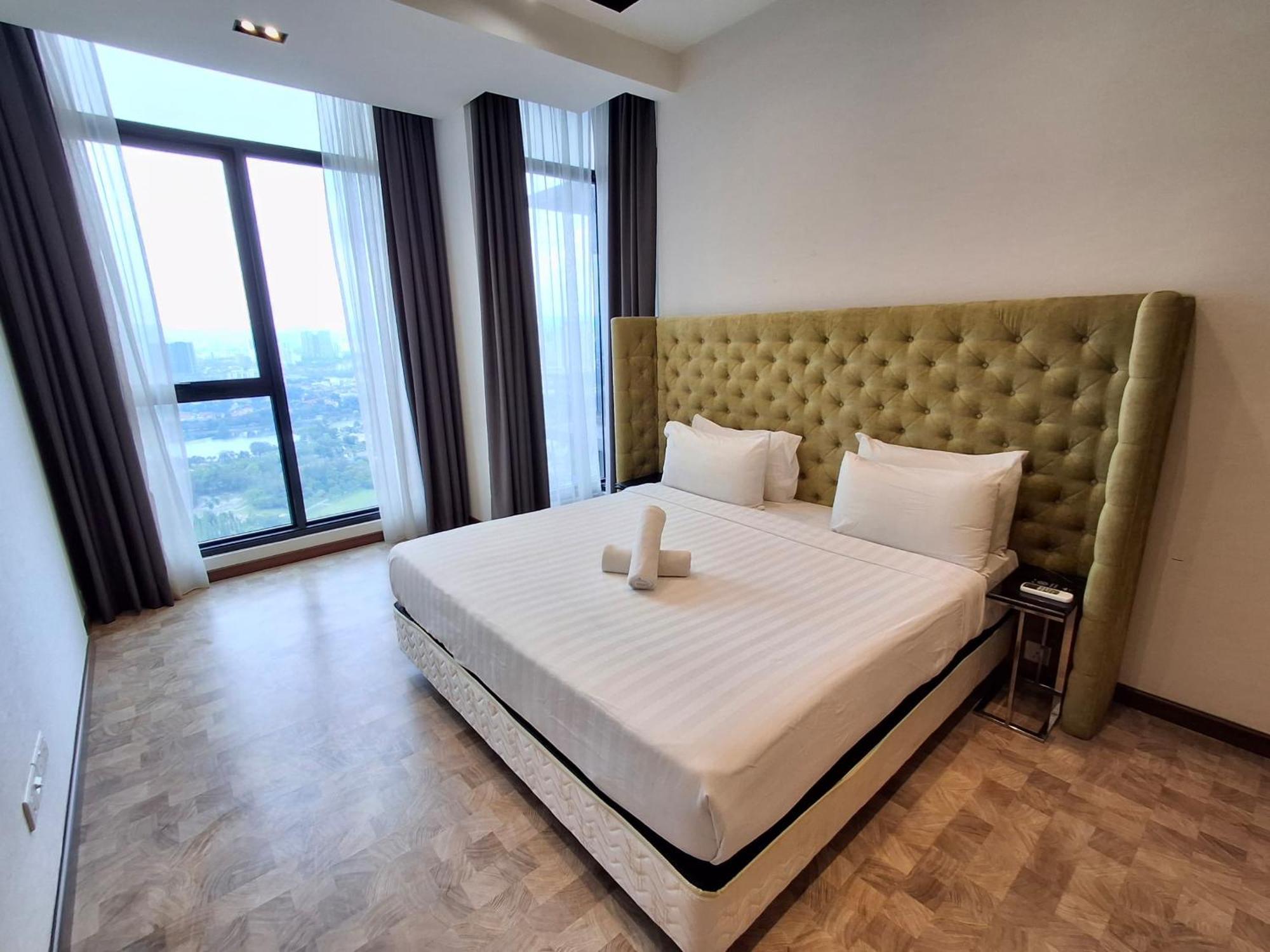 Expressionz Designer Suites Host By Aurora Premium Stay Куала-Лумпур Экстерьер фото