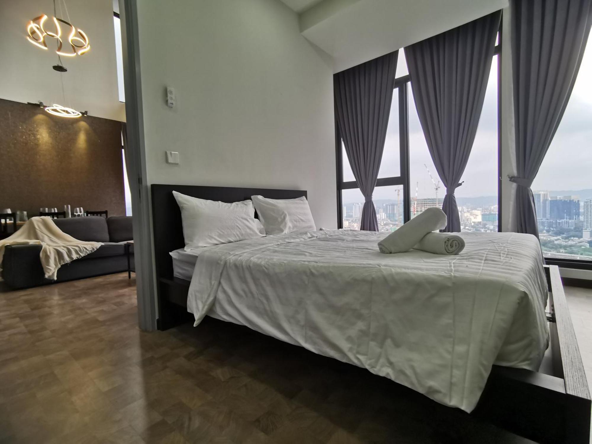 Expressionz Designer Suites Host By Aurora Premium Stay Куала-Лумпур Экстерьер фото